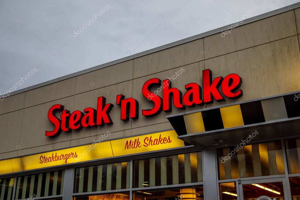 Augusta, Ga USA - 01 01 21: Steak n Shake building sign angled view