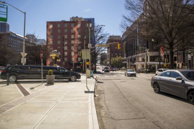 Atlanta, Ga USA - 03 07: 20 Atlanta Georgia şehir merkezi bir limuzin ve trafik şehri.