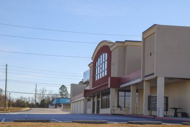 Columbia County, Ga USA - 01 30 21: Empty retail store large retail space for lease