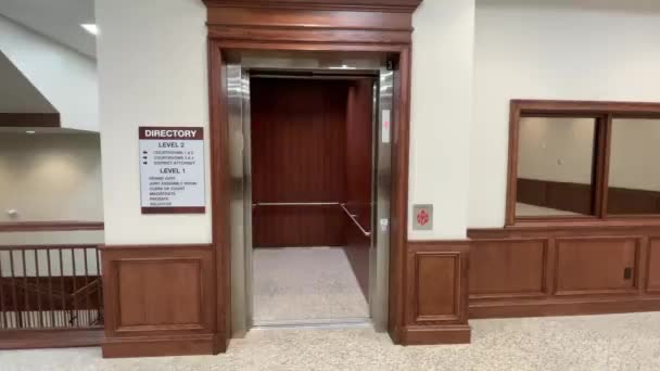 Waynesboro États Unis Fermeture Une Porte Ascenseur Dans Palais Justice — Video