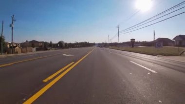 Augusta, Ga USA - 02 25: 21: POV 25. Otoyolda yeni asfalt döşenmiş bir otoyolda trafiğe takıldı