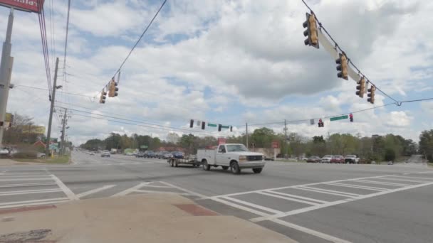 Augusta Usa Traffic Way Intersection Family Dollar View Traffic Signals — стокове відео