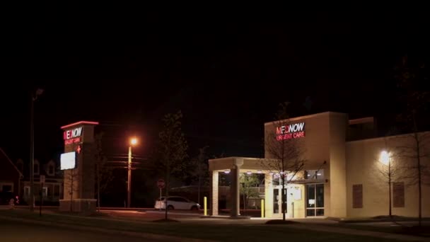 Augusta Usa Mednow Medizinische Soforthilfe Der Nacht Mit Ampeln Peach — Stockvideo