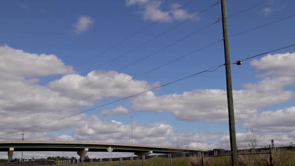 Richmond County États Unis Vue Lointaine Circulation Sur Pont Une — Video