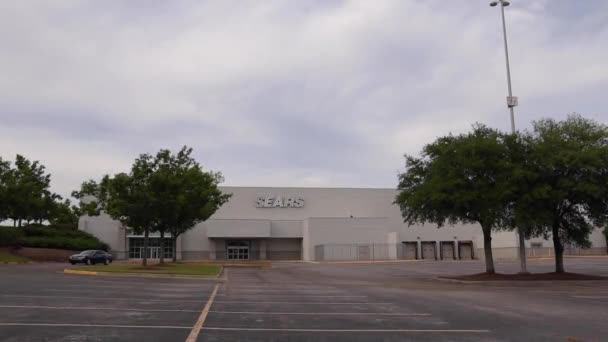 Augusta Usa Uzavřený Obchod Sears Nákupním Centru Augusta Projíždějící Automobil — Stock video