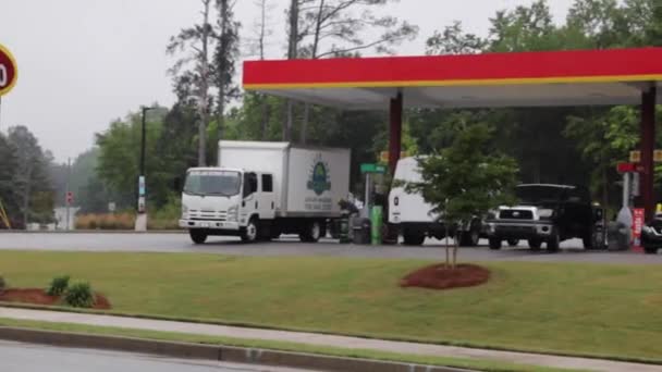 Columbia County Usa People Pumping Gas Gas Pro Gas Station — Video