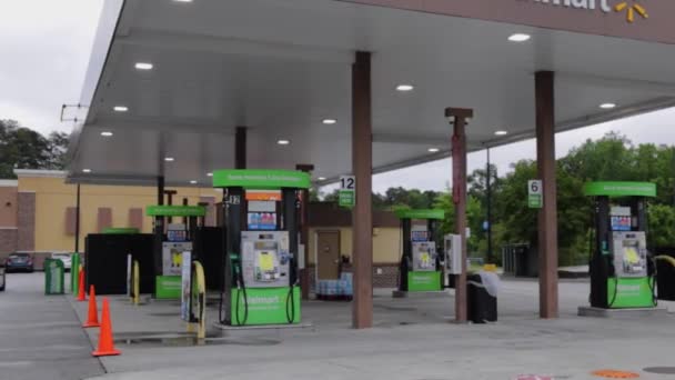 Columbia County Usa Gas Out Walmart Gas Station Colonial Pipeline — Stock video