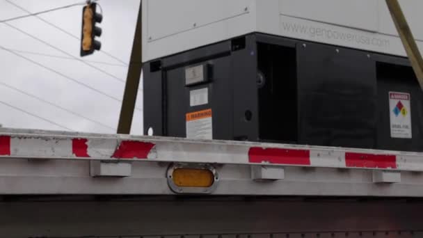 Columbia County Usa Industrial Cargo Strapped Semi Truck Bed Blinking — Stok video