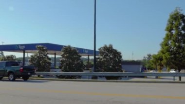 Richmond County, Ga USA - 05: 14 14: Koloni Boru Hattı Hackleme - Sokak manzaralı Sams benzin istasyonu sabahın erken saatlerinde Bobby Jones Otoyolu