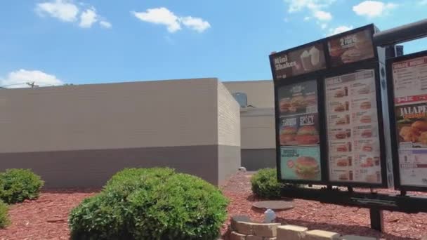 Duluth Usa Burger King Drive Thru Janela Ordem Fechar Pleasant — Vídeo de Stock