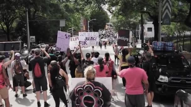 Atlanta Usa George Floyd Mord Protest Downtown Atlanta Crowd Chants – Stock-video