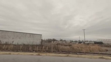 Augusta, Ga USA - 01: 21 Endüstriyel kent sahneleri - Eski tarihi binalar bulutlu gökyüzü ve klasik su kulesi