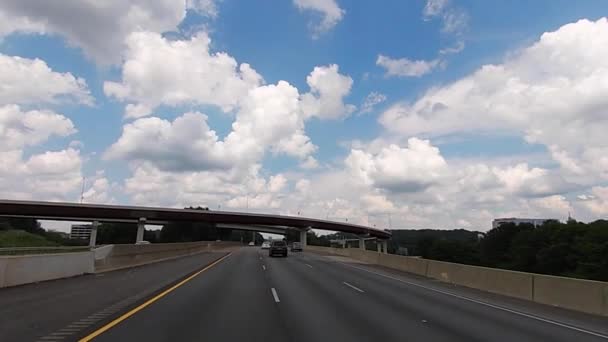 Atlanta Usa Pov Fpv Kör Motorväg 285 Medeltrafikens Moderna Brosystem — Stockvideo