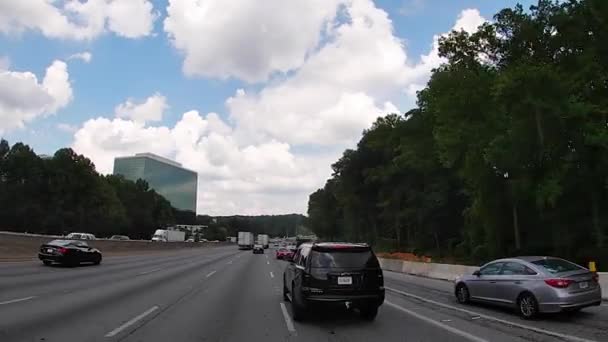 Atlanta Usa Verkeer Snelweg 285 Middelhoog Verkeer Hoge Glazen Raam — Stockvideo