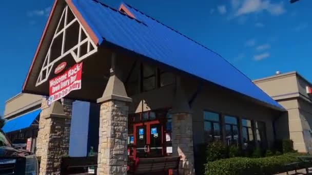 Augusta Usa Corner Pan Ihop Restaurant Building Window Signs Covid — Stock Video