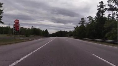 Augusta, Ga USA - 04 08: 21: POV FPV yeni tasarlanmış Sprint Benzin İstasyonu 2.66 - Windsor Spring Road