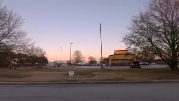 Augusta Usa Distant View Pan Pizza Hut Restaurant Building Hwy – Stock-video