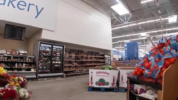 Augusta Usa Walmart Supercenter Εσωτερικό Μέρος Των Επιδείξεων Προϊόντων — Αρχείο Βίντεο