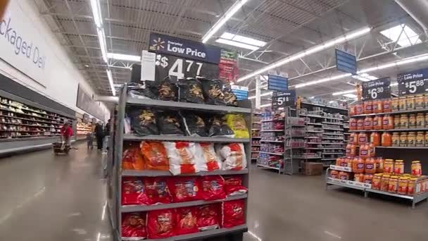 Augusta Usa Walmart Supercenter Εσωτερικά Σκουπίδια Στο Πάτωμα — Αρχείο Βίντεο