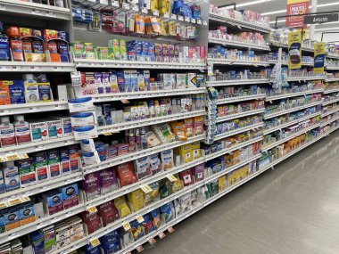 Columbia County, Ga USA - 02 01: 25: Market iç sağlık ve güzellik hekimliği koridoru yan görünümü