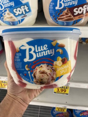 Columbia County, Ga USA - 02 06: 25: Marketin içi: Blue Bunny Dondurma Muz