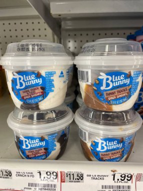 Warrenton, SC USA - 02: 22 25: Market Blue Bunny dondurma küçük bardaklar