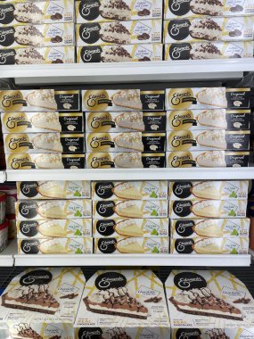 Warrenton, SC USA - 09: 30 30 25: Market Edwards sınırlı sayıda dondurulmuş turta