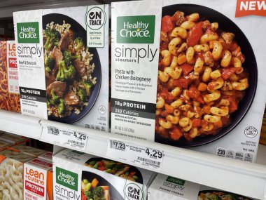 Warrenton, SC USA - 06 01: 25: Sağlıklı Seçim Donmuş Yemek Yemekleri Marketi