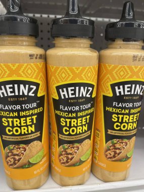 Warrenton, SC USA - 06 07: 25: Market Heinz Flavor Tour soslu sokak mısırı