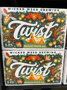 Warrenton, SC USA - 06 10 25: Market Wicked Weed Brewing Alkol Festivali