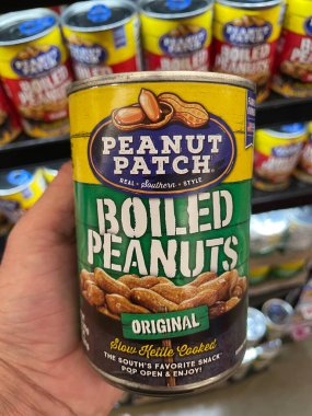 Warrenton, SC USA - 06: 21 25: Market Peanut Patch haşlanmış fıstık konservesi