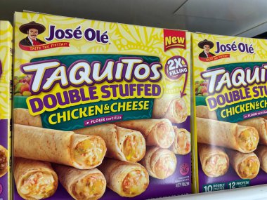 Warrenton, SC USA - 06: 24: Market Taquitos: Donmuş İspanyol atıştırmalıkları