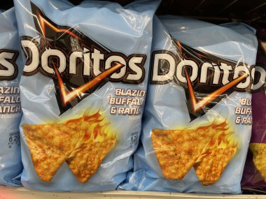 Warrenton, SC USA - 06: 25: Market Doritos Blazin Buffalo ve Ranch