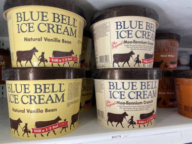 Warrenton, SC USA - 06: 27 27 25: Market Blue Bell dondurma küvetleri