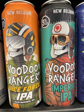 Warrenton, SC USA - 07 04 25: Market Voodoo Ranger çeşitli alkollü içecekler