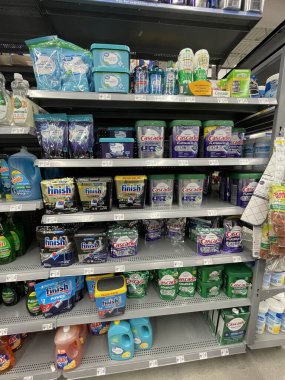 Kuzey Augusta, SC USA - 03: 22 25: Walmart bulaşık yıkama bölümü Cascade Bitiş ve fiyatlar