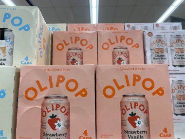Warrenton, SC USA - 07: 15: Market Olipop Konserve soda Vanilyalı Çilek