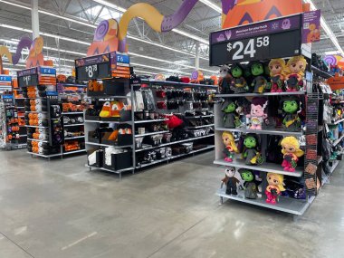 Kuzey Augusta, SC USA - 09 08: 25: Walmart perakende mağazası cadılar bayramı sergisi