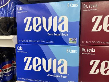 Warrenton, Ga USA - 09: 20 25: Market Zevia Zero Sugar Soda