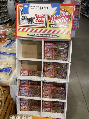 Waynesboro, Ga USA - 12 03: 24: Walmart perakende mağazası Claxton Meyveli Kek