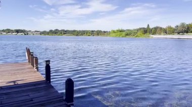 Roy Gölü Kış Cenneti Florida Pan Gölü Roy Köprüsü üzerindeki uzak trafik