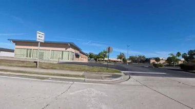 Lakeland, Fla USA - 017 26: Memorial BLVD sokak pan kentsel yaşamı kentsel iş yaşamını kapattı