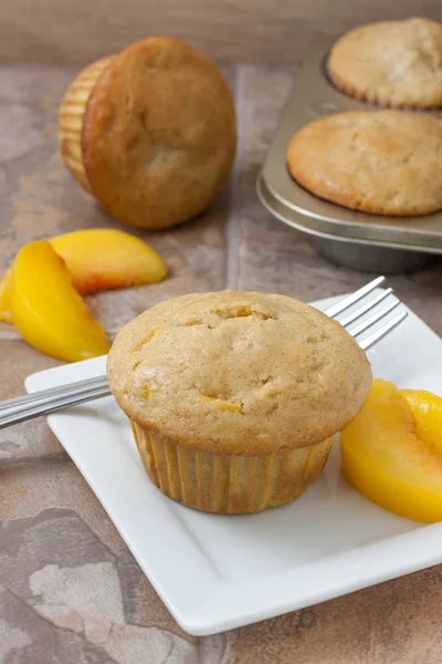 Muffins de pêssego — Fotografia de Stock