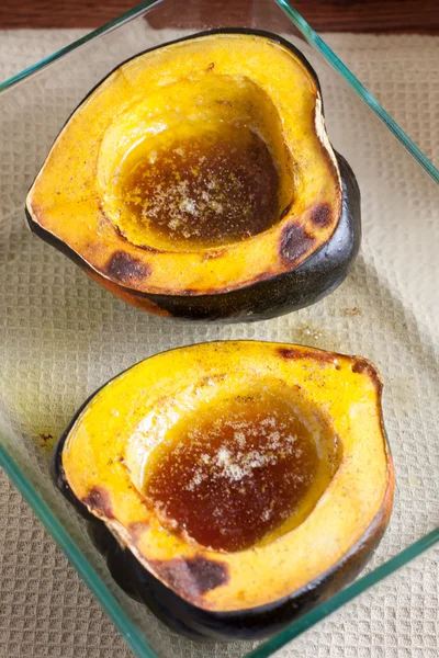 pişmiş meşe palamudu kabak