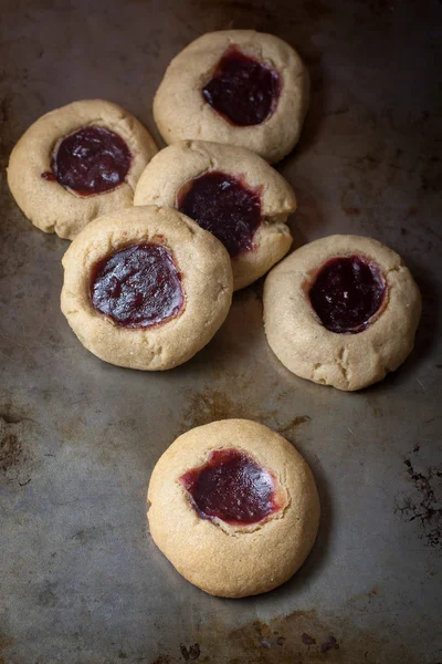 रास्पबेरी पीनट बटर आणि जेली कुकीज — स्टॉक फोटो, इमेज