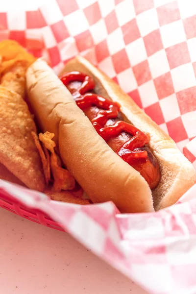 Grilled Hot Dog — Stock Photo, Image