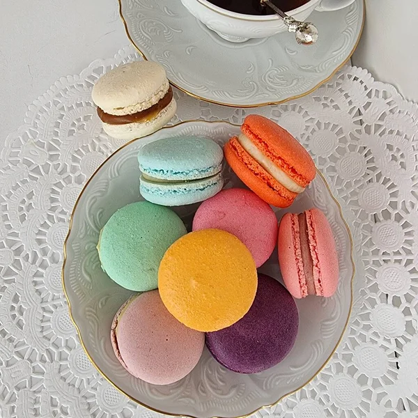 Sobremesa Macaroons Para Fundo Close — Fotografia de Stock