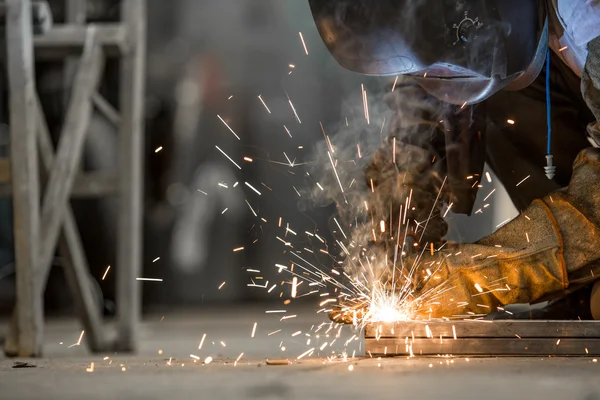 Man aan het werk Rechtenvrije Stockfoto's