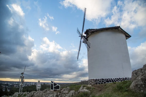 Tandil şehir, Arjantin, turizmi noktası olarak kullanılan eski yel değirmeni. - Stok İmaj