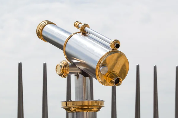 Public telescopes for observing the landscape. — Stock Photo, Image
